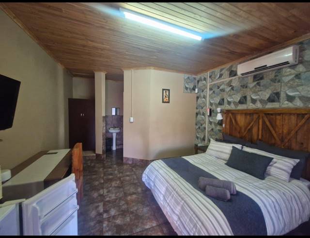 10 BEDROOM HOUSE FOR SALE IN DIBENG